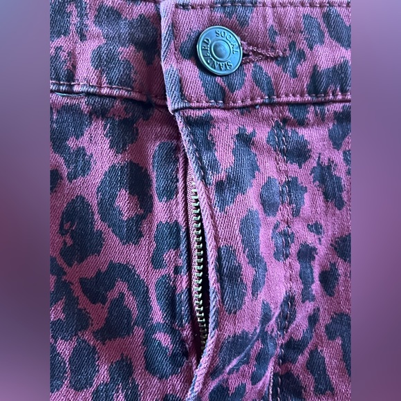 EUC Social Standards by Sanctuary Animal Print Ankle Skinny Jeans - Picture 5 of 14